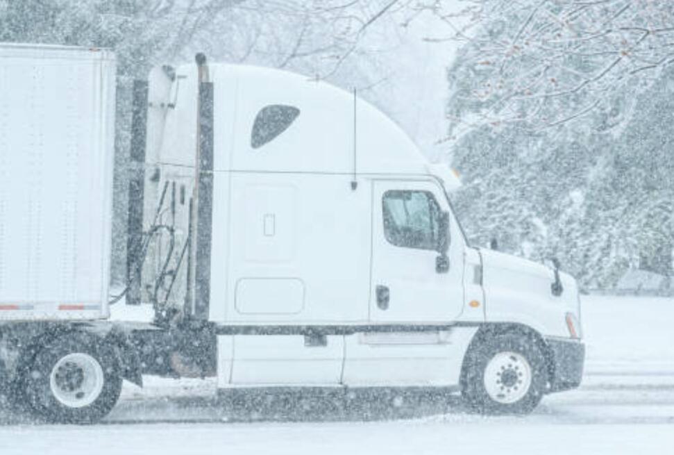 18 wheeler in snow