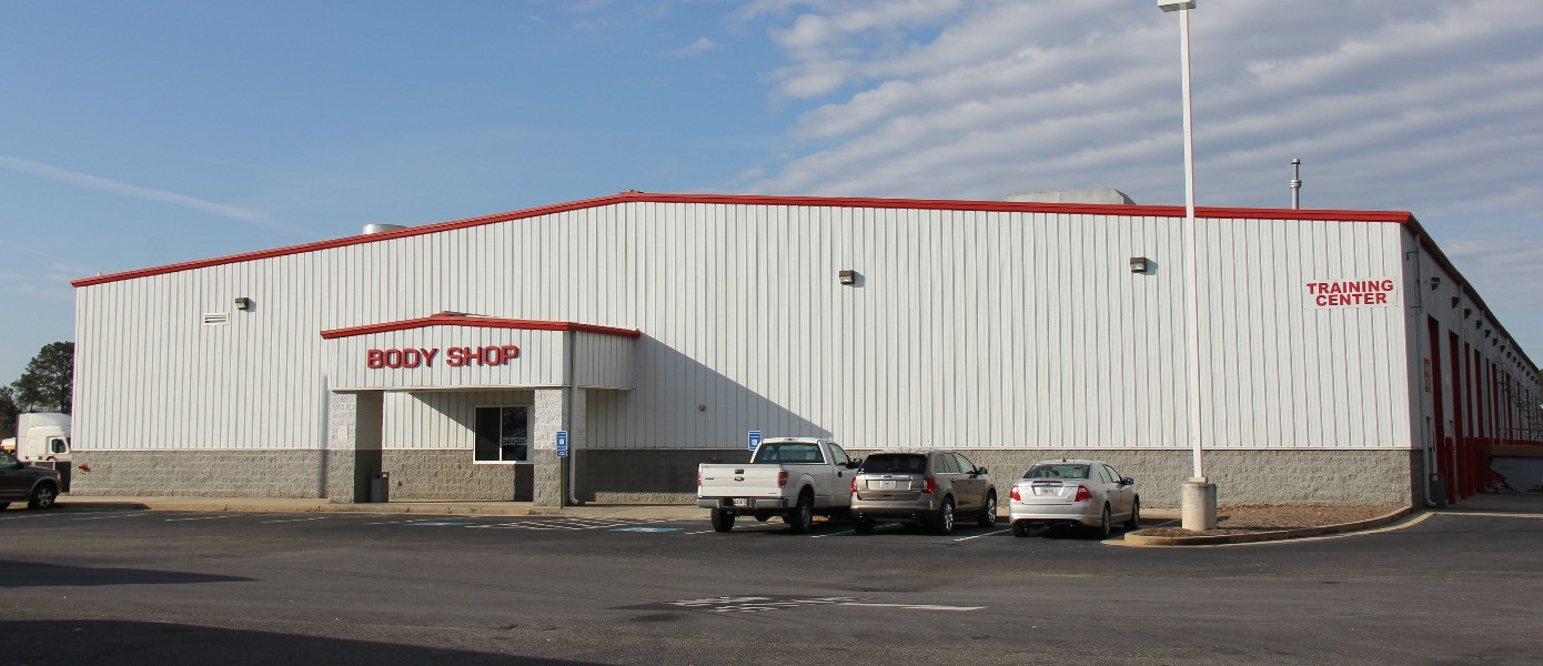 Semi Truck Body Shop & Commercial Truck Repair Peach State Truck Centers